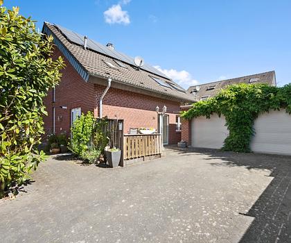 Top-Einfamilienhaus mit Einliegerwohnung in Mönchengladbach-Rheindahlen