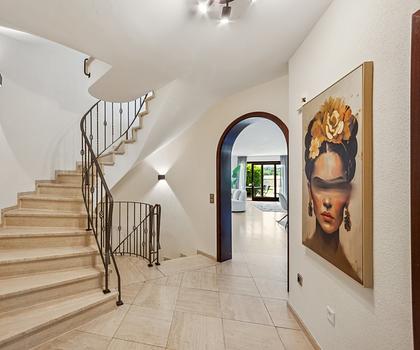 ++ Top Preis, viel Stil und viel Platz ++