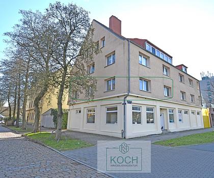 Gemütliche Wohnung im 1. OG in zentraler Lage (Brhv.-Holzhafen)