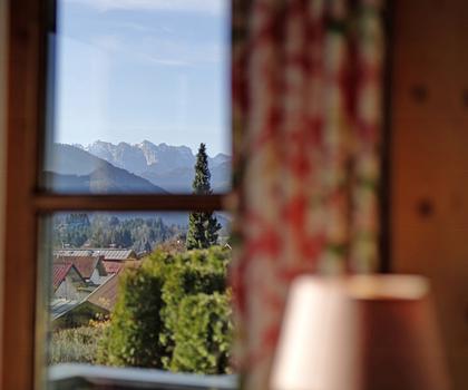 Alpenpanorama der Extraklasse – Großzügiges Haus in Toplage, Zweitwohnsitz möglich!