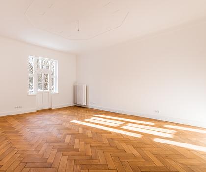 Toplage in Isarnähe: Modernisierte 3-Zimmer Jugendstilwohnung von 1912