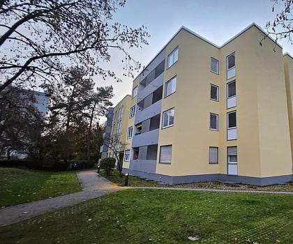 WG-Zimmer ab 01. April 2026 mit 12 m² in schöner Grünanlage in Freimann