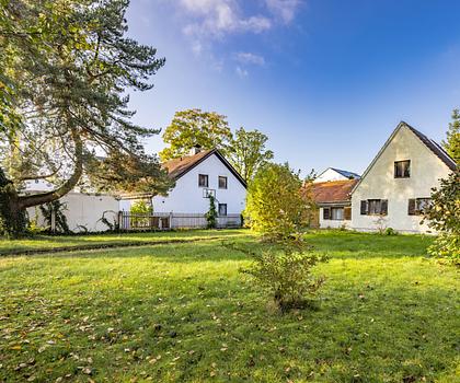 Ideal geschnittenes Südgrundstück von 772 m² im begehrten Waldperlacher "Märchenviertel"