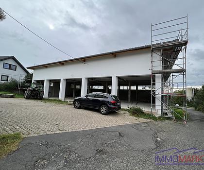 Große Garage mit Lagerung in Neunkirchen-Seelscheid zu vermieten