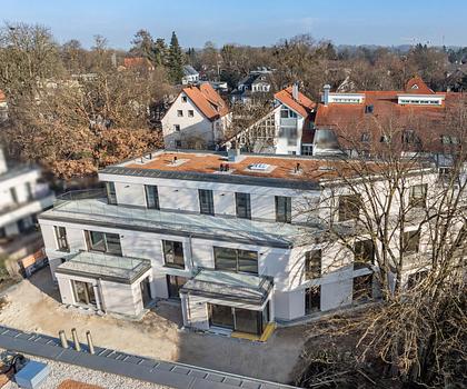 Neubau: Lichterfüllte 3-Zimmer-Wohnung mit Garten-Oase und Westausrichtung