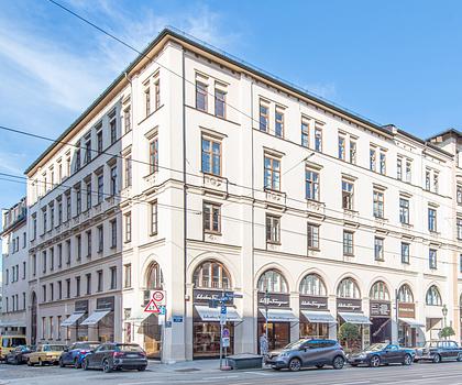 Exzellent renovierte 4-Zimmer-Wohnung in nobelster Lage