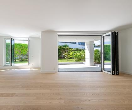 Erstbezug in Stadtvilla: Familiengerechte 4-Zimmer-Wohnung mit Gartenparadies