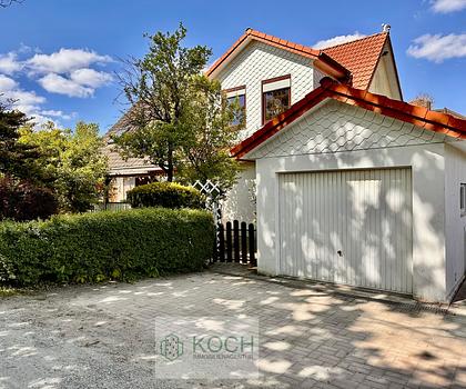 Zweifamilienhaus (vermietet - ca. 6,4 % Rendite) in ruhiger und dennoch zentraler Lage von Langen
