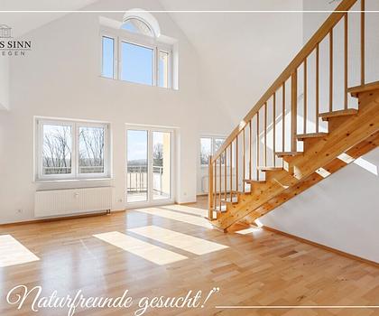 Lichtdurchflutete 3,5-Zimmer-DG-Maisonette-Galerie-Wohnung in herrlicher Aussichtslage
