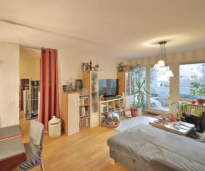 Lichtdurchflutete 4-Zimmer-Wohnung mit Südwest-Loggia in ruhiger Wohnlage am Geigersberg