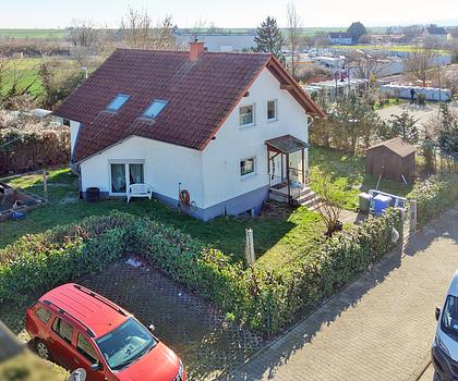 Viel Platz für die große Familie! Charmantes Einfamilienhaus in begehrter Lage von Bockenheim