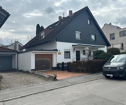 Auf Nießbrauchbasis! Gepflegtes Reihenhaus mit Garten, Garage und Hobbyraum in ruhiger Wohnlage