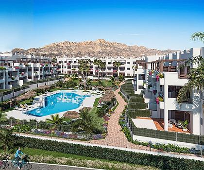 Penthouse-Wohnungen mit 1 Schlafzimmer, 1 Bad, Dachterrasse, Tiefgaragenstellplatz und Gemeinschaftspool nur 500 m vom Strand