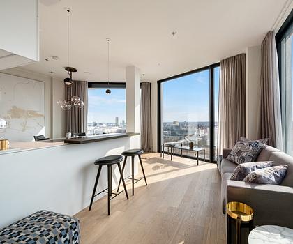 Friends Tower: Atemberaubendes Stadtdomizil mit exklusiver Ausstattung und Alpenpanorama