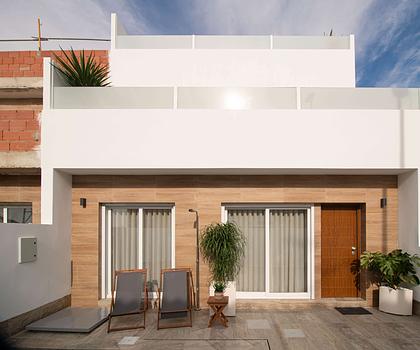 Schöne Villa mit Pool zu verkaufen