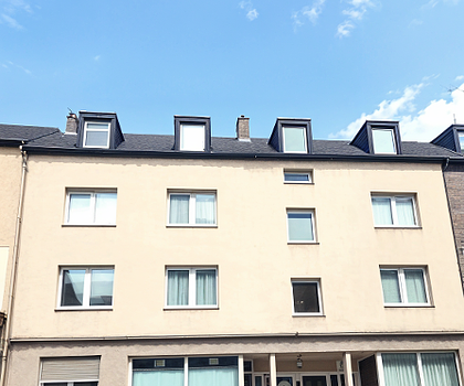 Stabile Kapitalanlage mit starker Rendite – Wohn- und Geschäftshaus in zentraler Lage