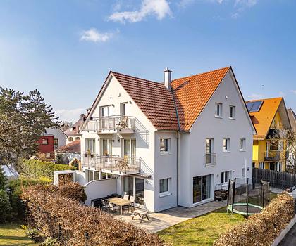 Diesen Sommer beziehbar: Traumhaftes Reiheneckhaus im schönen Ramersdorf