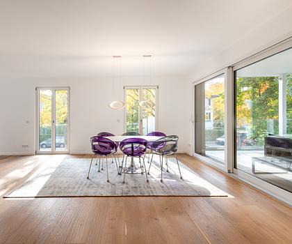 Neuwertige 4- bis 5-Zimmer-Wohnung mit exklusiver Ausstattung in eleganter Stadtvilla von 2017