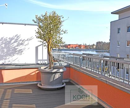 Modernes Stadtmittelhaus in toller Lage am Spandauer See