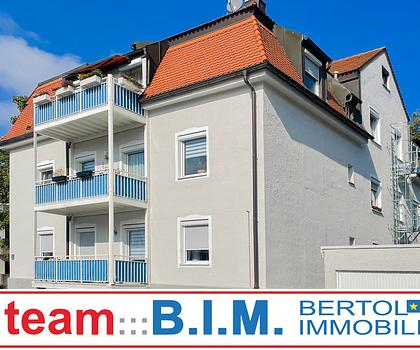 Erstbezug nach Komplettsanierung | Altbau mit Charme | Top-Ausstattung | Sonniger Süd-Balkon