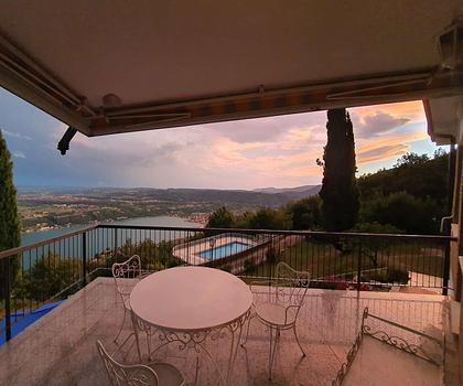 Exklusive Villa mit Einliegerwohnung und Pool am Gardasee