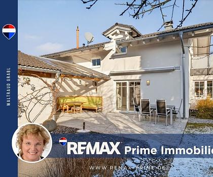 Exklusives Einfamilienhaus mit Aufzug und Doppelgarage