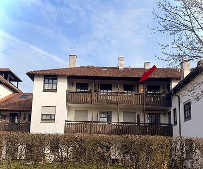 Platzwunder mit Potenzial: Lichtdurchflutete helle 2 Zimmerwohnung in Rosenheim Aisingerwies