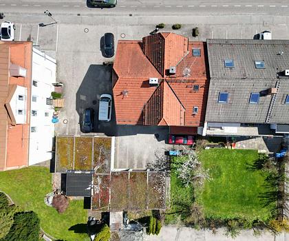 MFH Holzkirchen, voll vermietet, 33.600 € p.a., Faktor 38, 1,29 Mio.