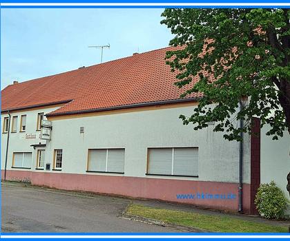 6.989 m² Grundstück in Linda bei Jessen: Ehemalige Gaststätte, Wirtschaftsgebäude, Scheune, Acker & Garten – Neue Nutzung: Gastronomie, Pferde, Gewerbe oder Wohnen