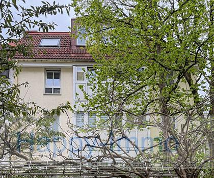 2,5 Zimmer Dachgeschosswohnung in ruhiger Innenhoflage