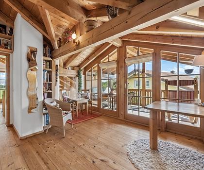 Sichere Kapitalanlage in unsicheren Zeiten - Mehrfamilienhaus mit 4 Wohnungen und idyllischem Garten.