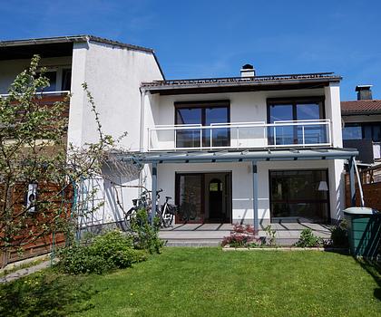 Stilvoll renoviertes Reihenmittelhaus in attraktiver Wohnlage in Teisendorf-Oberteisendorf
