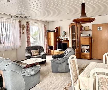 Helle und freundliche 2,5-Zimmer-Wohnung mit Garage in ruhigem Wohngebiet