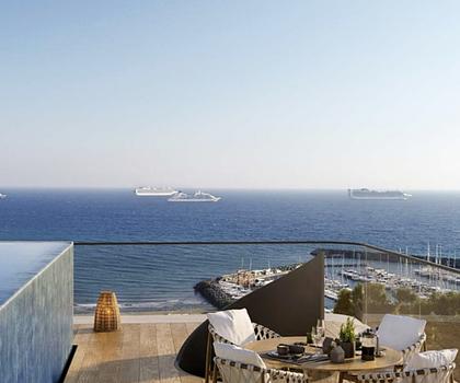 First line beachfront location