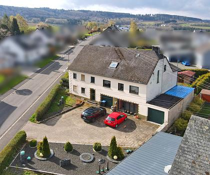 Solides 2-Familienhaus mit Potenzial!