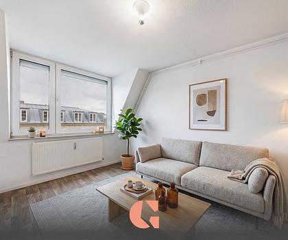 Stilvolle Dachgeschoss Wohnung in Bestlage der Maxvorstadt
