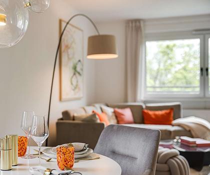 Exklusive 3,5-Zimmer-Wohnung mit 2 Loggien, EnSuite-Bad und XXL-Wohnküche
