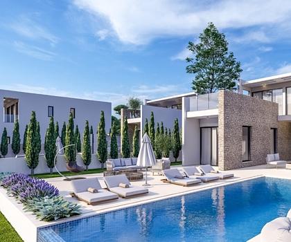Villa mit Pool und 6 Schlafzimmern