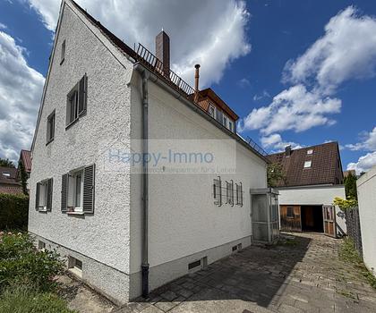 Grundstück mit Sanierungsbedürftigem Einfamilienhaus