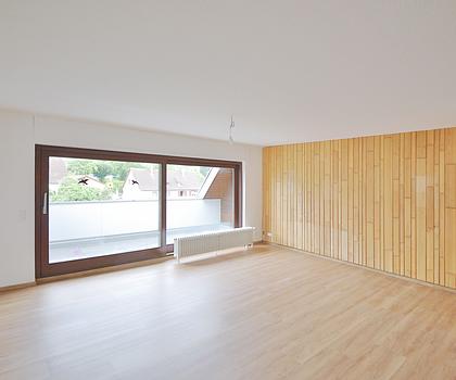 Bieterverfahren!!! 3-Zimmer-Dachgeschosswohnung mit traumhafter Dachterrasse und Balkon