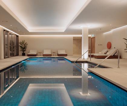Luxury Waterfront Living - Soho Türme