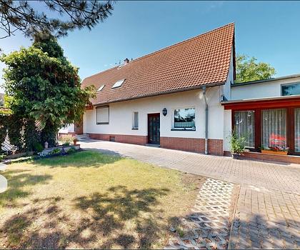 PROVISIONSFREI: Mehrfamilienhaus in Angersdorf – solide Kapitalanlage nahe Halle