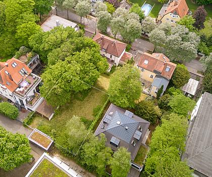 Villenkolonie Obermenzing: Attraktives Grundstück in historischem Umfeld