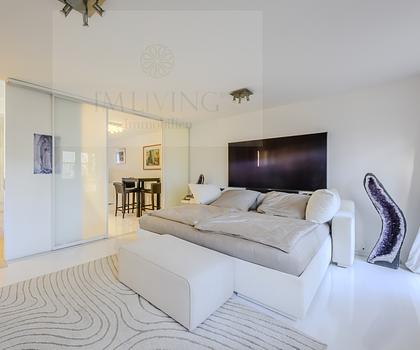 IHR RÜCKZUGSORT IM WESTPARK - STILVOLLE LUXUSWOHNUNG MIT KAMIN & WELLNESSBAD