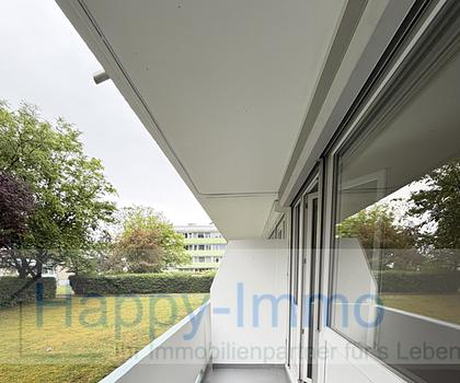 bezugsfreie, renovierungsbedürftige 2 Zimmerwohnung im Hochparterre in Haar nebst TG Einzelplatz
