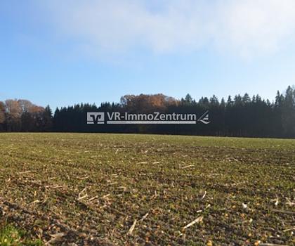 gut anfahrbare Ackerfläche