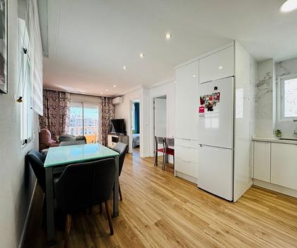 Renovierte Wohnung mit 2 Schlafzimmern, 1 Bad und Tiefgaragenstellplatz nur 600 m vom Strand