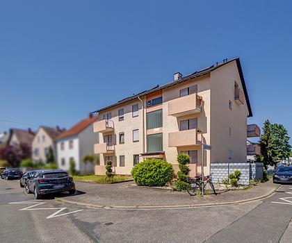 Attraktive 2-Zimmer-Wohnung mit zwei Balkonen und Garage in Mannheim