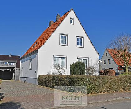 Größtenteils modernisiertes Einfamilienhaus in ruhiger Lage von Langen