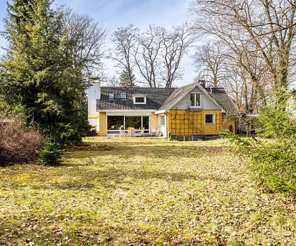 Naturnahe Spitzenlage: Grundstück mit 1.150 m² und großzügigem Garten